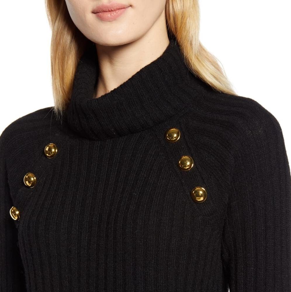 XAtlantic-Pacific Button Detail Turtleneck Sweater